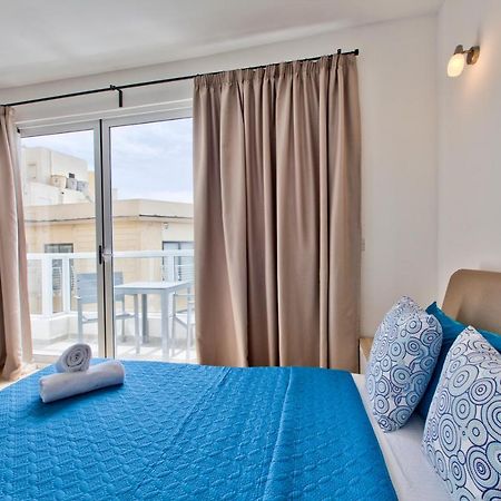 Sliema Duplex Penthouse With Sea Views & Private Terrace By Shortletsmalta Apartment Luaran gambar