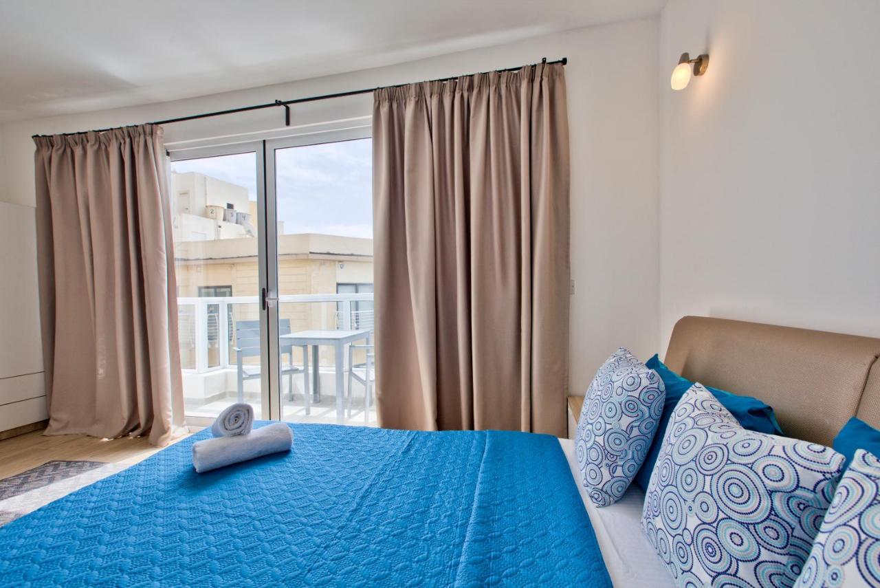 Sliema Duplex Penthouse With Sea Views & Private Terrace By Shortletsmalta Apartment Luaran gambar