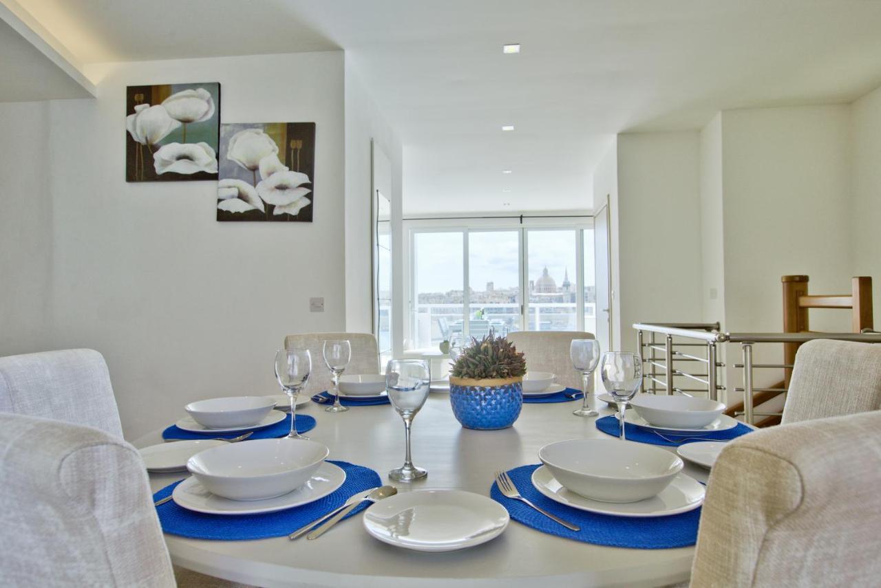 Sliema Duplex Penthouse With Sea Views & Private Terrace By Shortletsmalta Apartment Luaran gambar